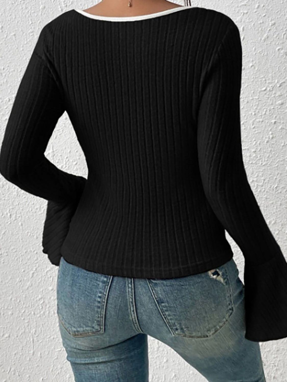 Scoop Neck Long Sleeve T-Shirt - Siennasass