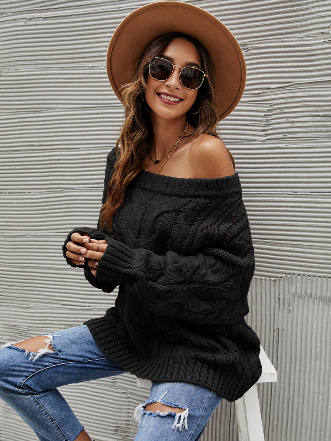 Off-Shoulder-Pullover mit Zopfmuster und Lochmuster