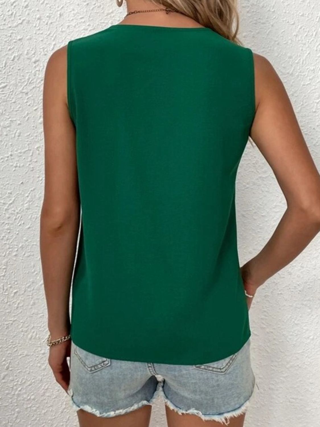 Full Size Lace Detail V-Neck Tank - Siennasass