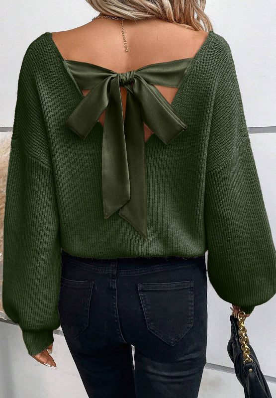 Langärmliger Pullover mit V-Ausschnitt und Bindeband hinten