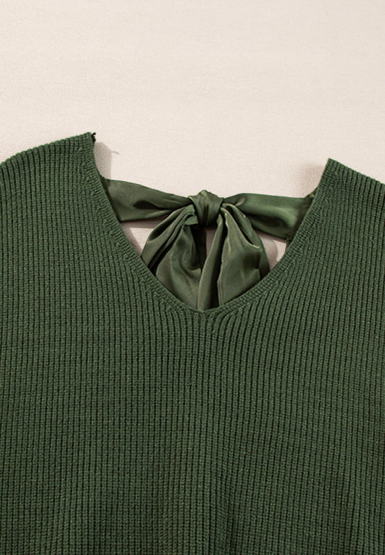 Langärmliger Pullover mit V-Ausschnitt und Bindeband hinten
