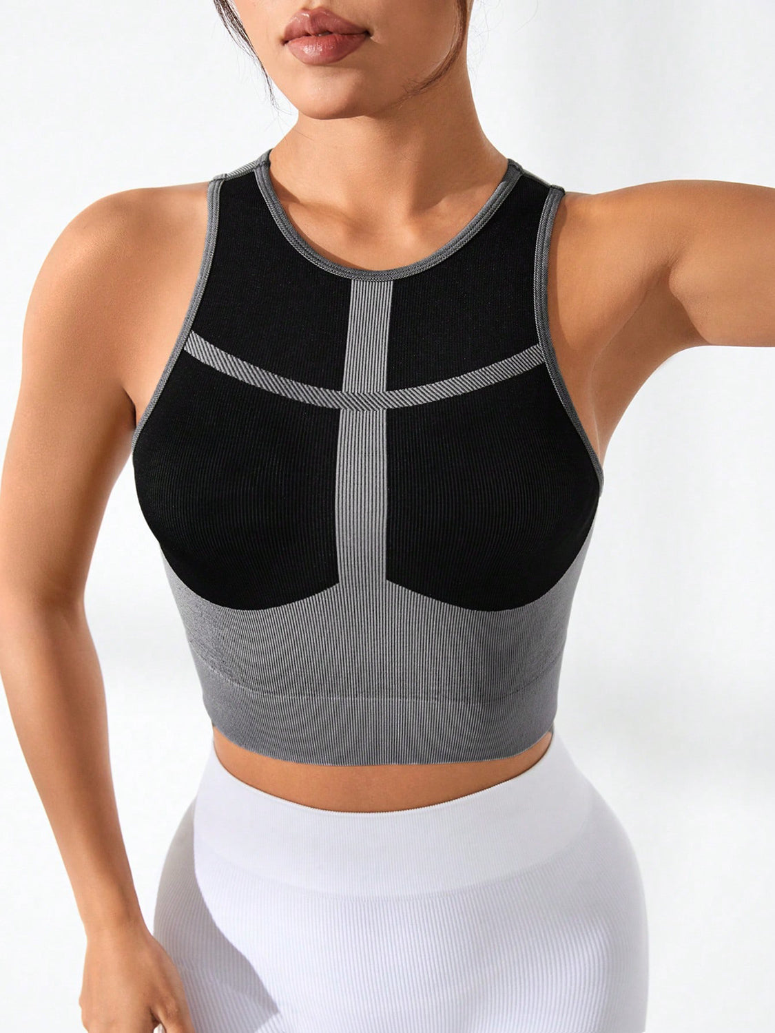 Color Block Round Neck Active Tank - Siennasass