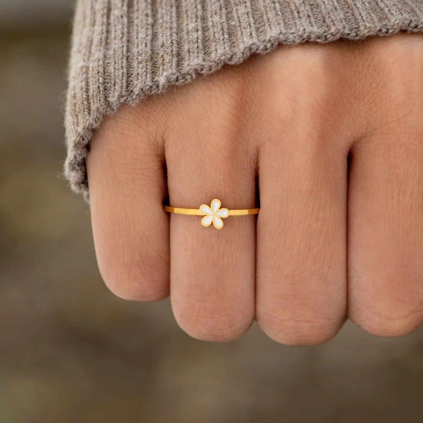 925 Sterling Silver Enamel Flower Ring - Siennasass