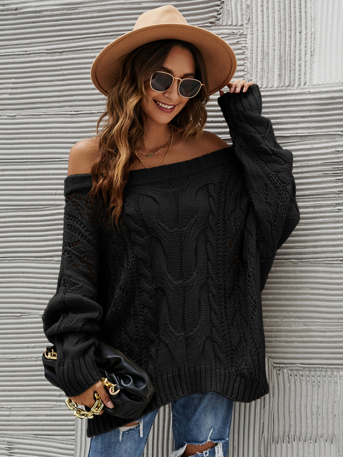 Off-Shoulder-Pullover mit Zopfmuster und Lochmuster