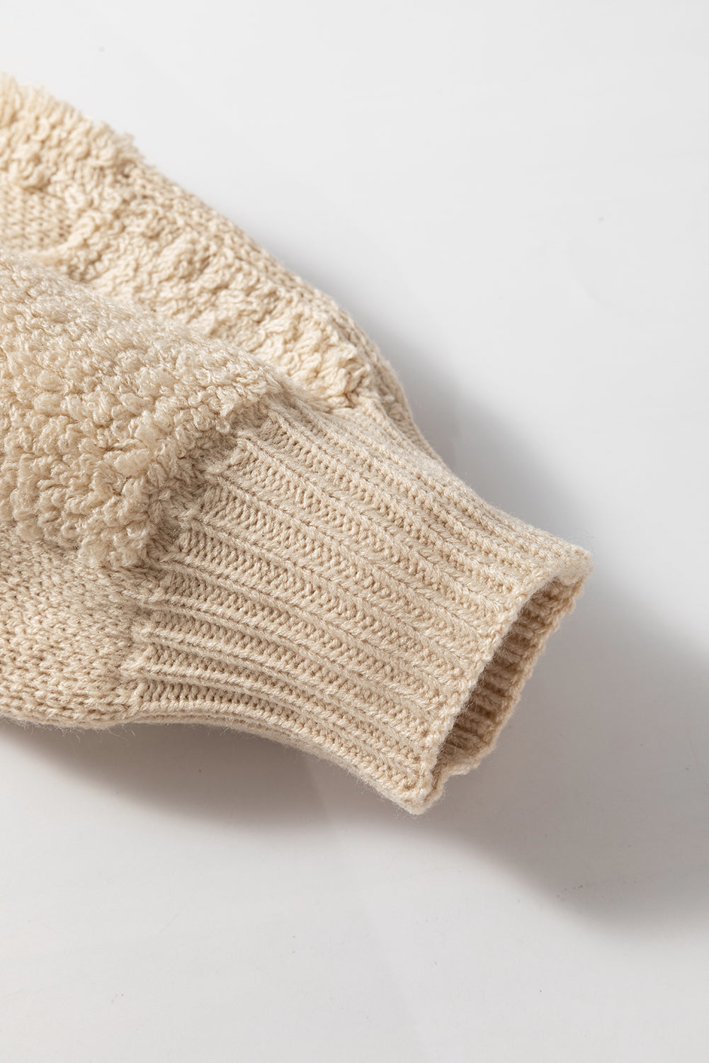 Karierter Pullover mit Rundhalsausschnitt und überschnittenen Schultern