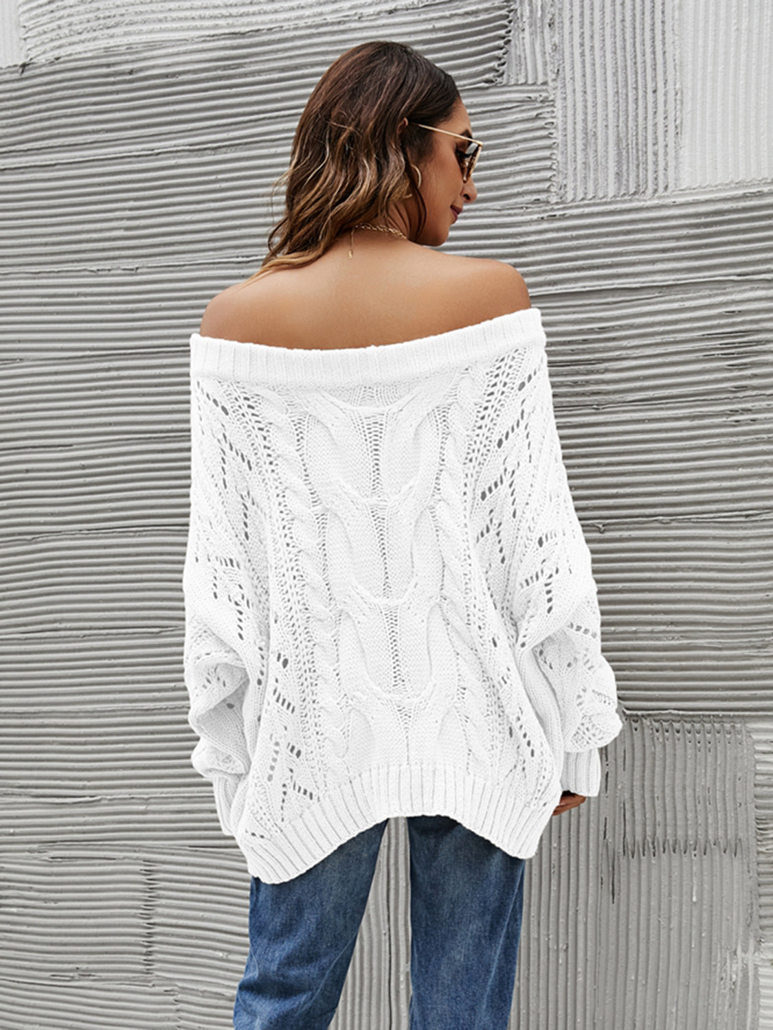 Off-Shoulder-Pullover mit Zopfmuster und Lochmuster