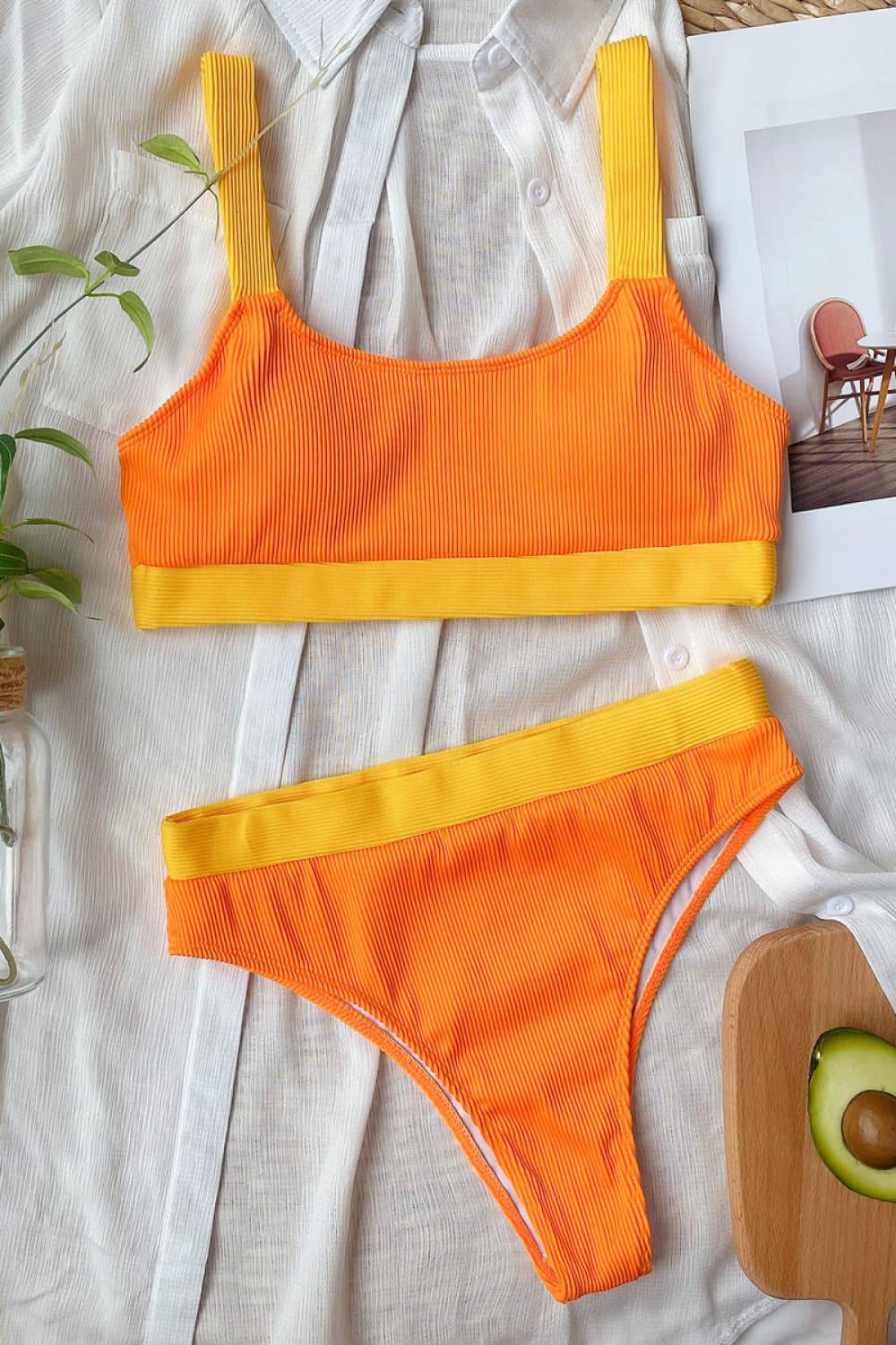 Color Block Scoop Neck Bikini Set - Siennasass