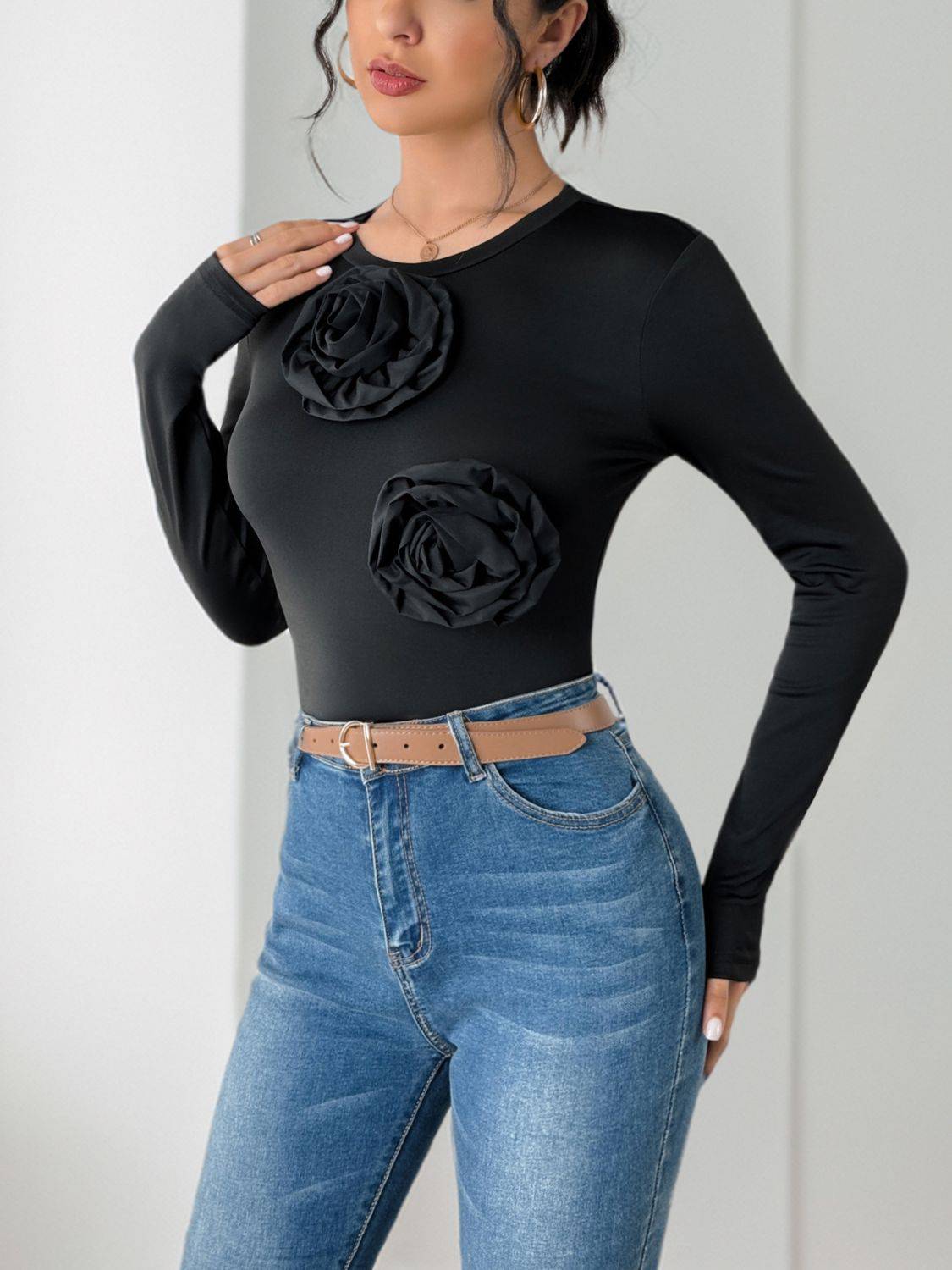 Perfee Blumen-Bodysuit mit Rundhalsausschnitt und langen Ärmeln