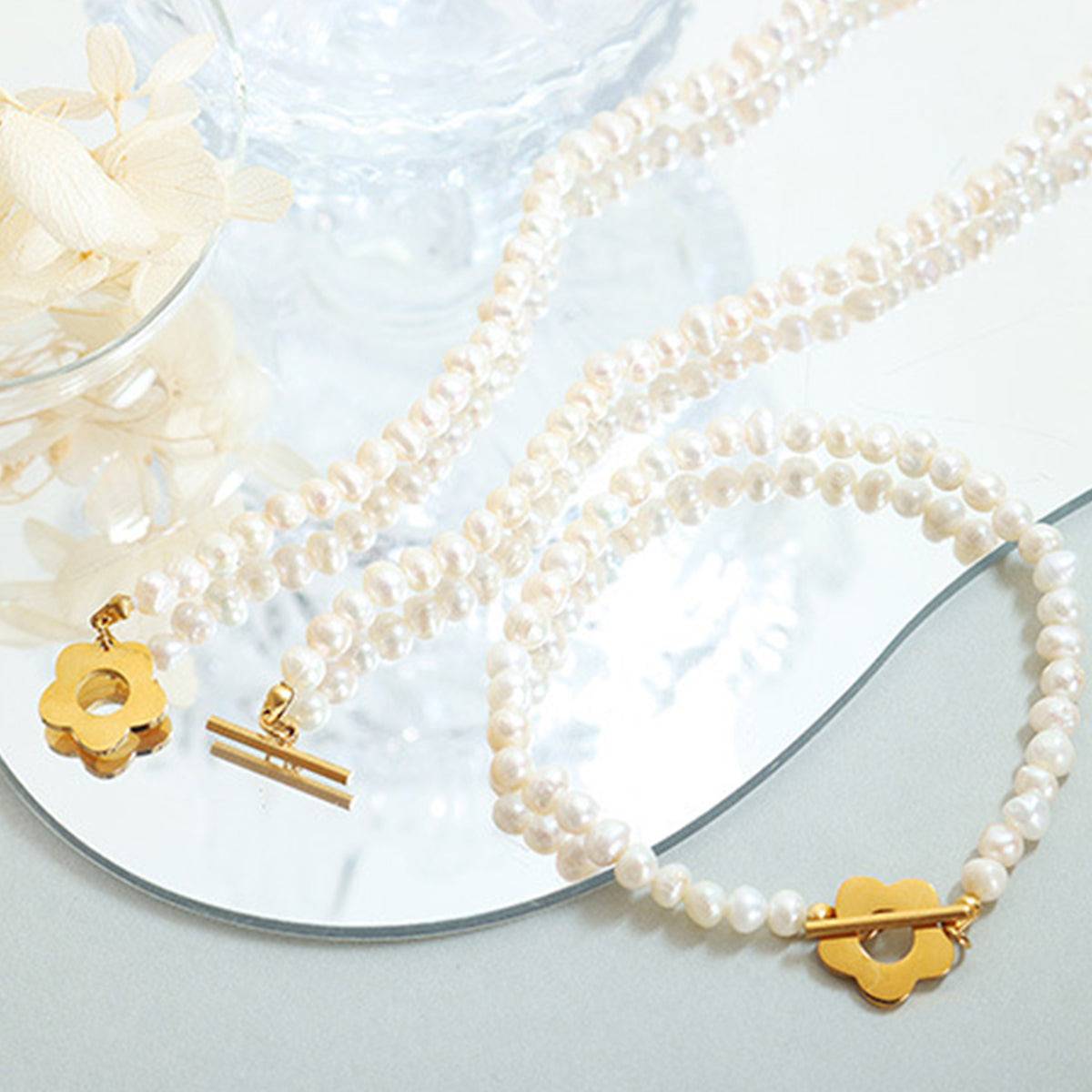 Titanium Steel Pearl Flower Bracelet - Siennasass