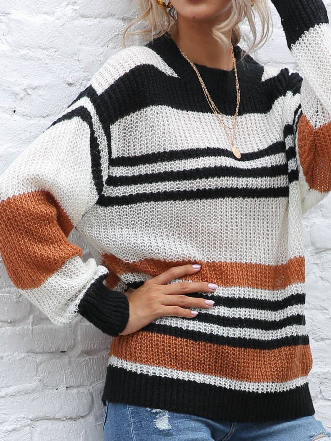 Pullover mit Rundhalsausschnitt und langen Ärmeln und Kontraststreifen