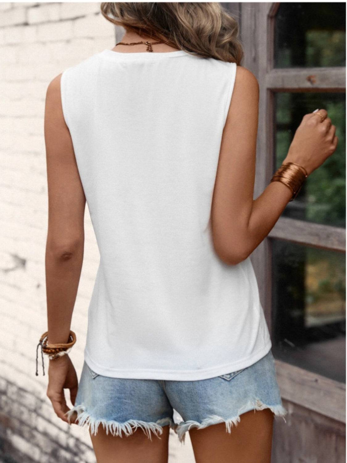 Lace Detail Round Neck Tank - Siennasass