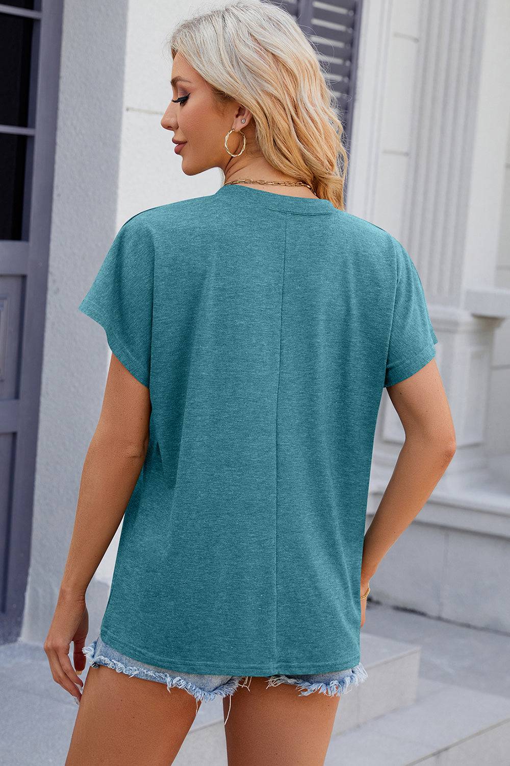 V-Neck Short Sleeve T-Shirt - Siennasass