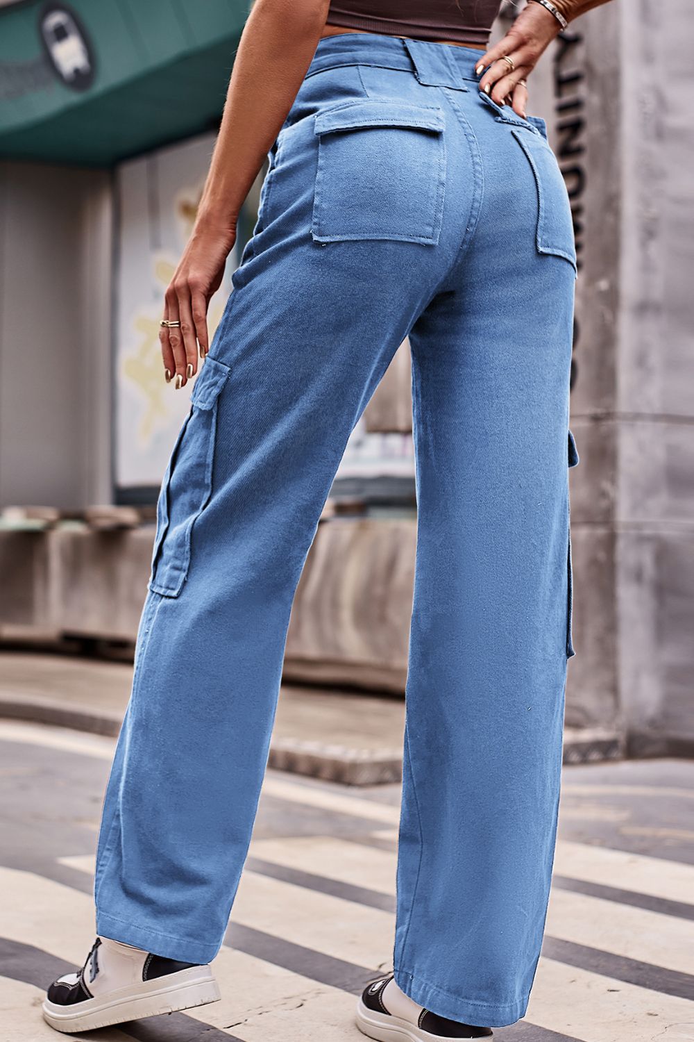 Buttoned High Waist Loose Fit Jeans - Siennasass
