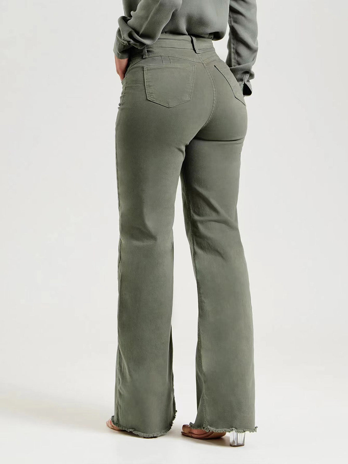 Buttoned Raw Hem Jeans with Pockets - Siennasass