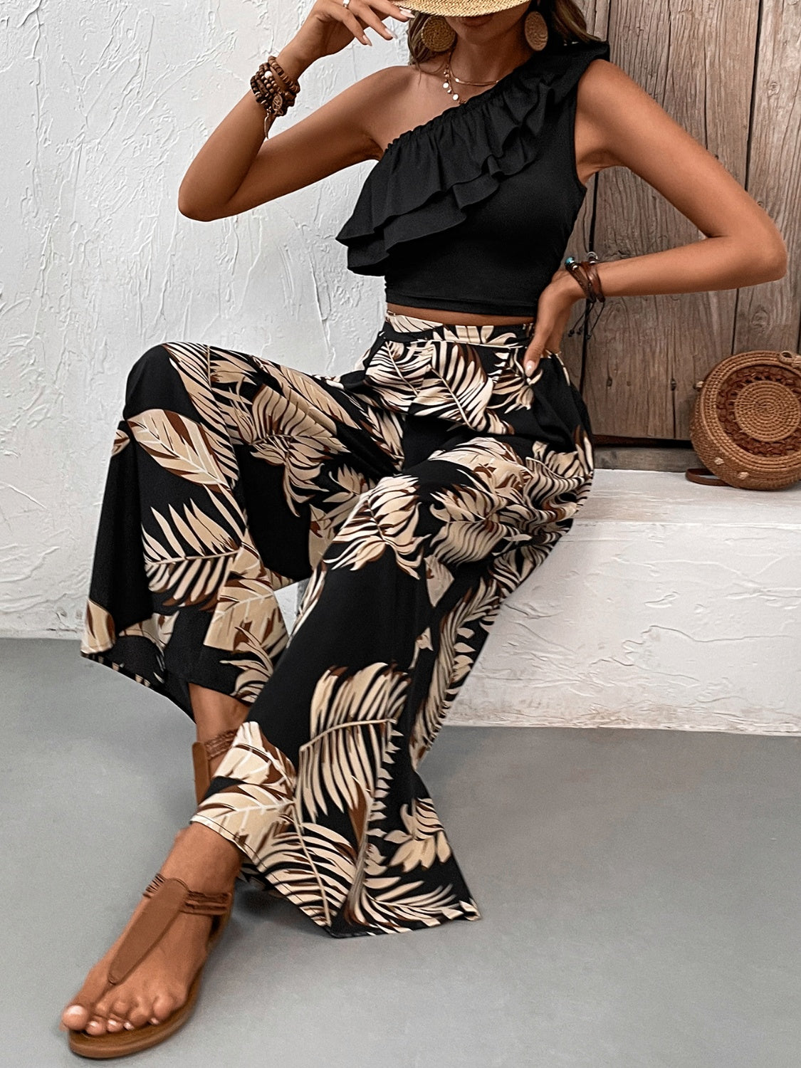 Ruffled Sleeveless Top and Printed Pants Set - Siennasass