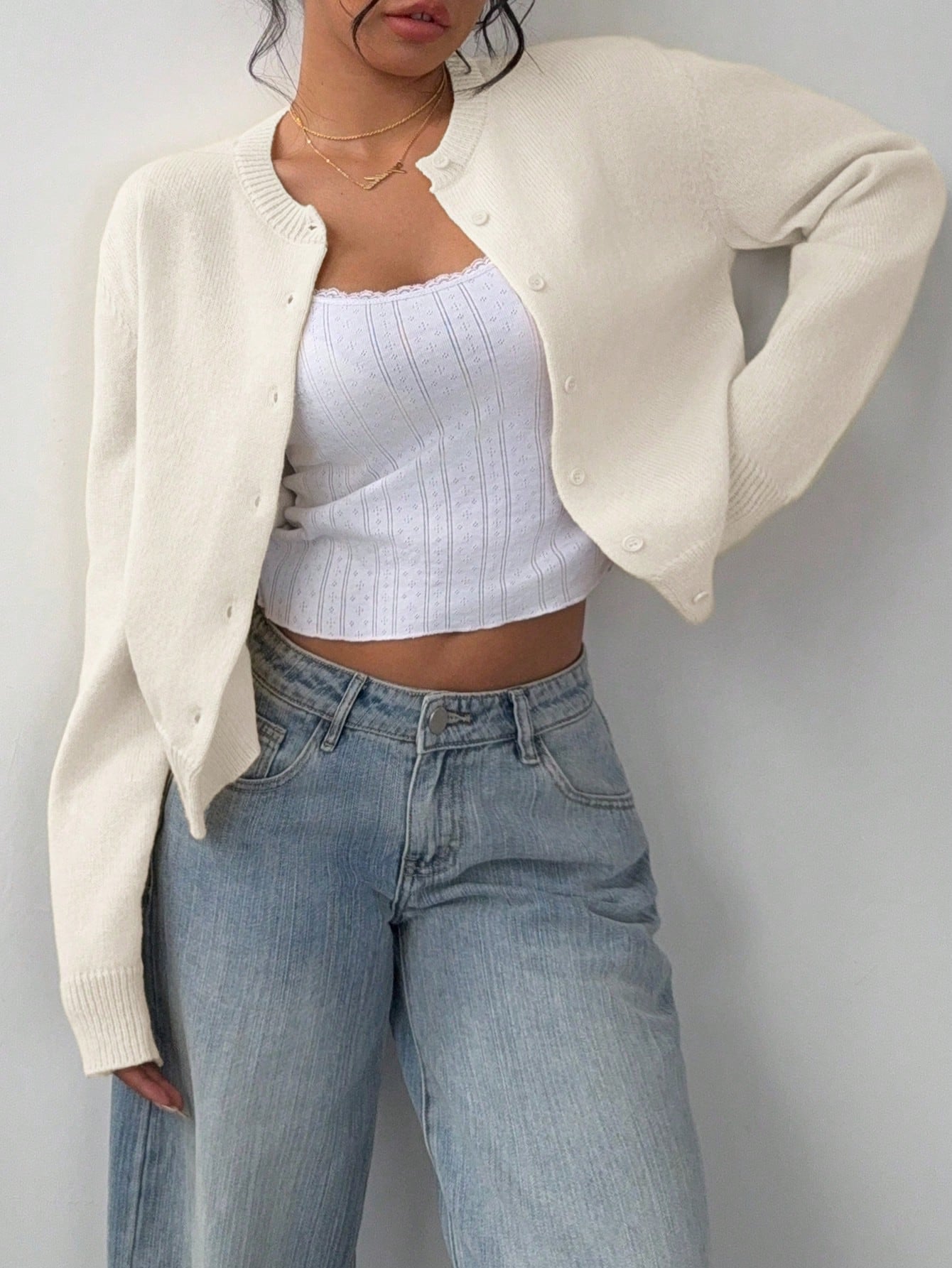 Chic Solid Color Slim Fit Short Cardigan Sweater - Long Sleeve Knit