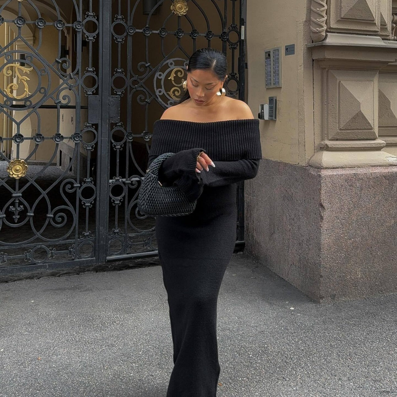 Women's Off-shoulder Knitted Dress - Siennasass