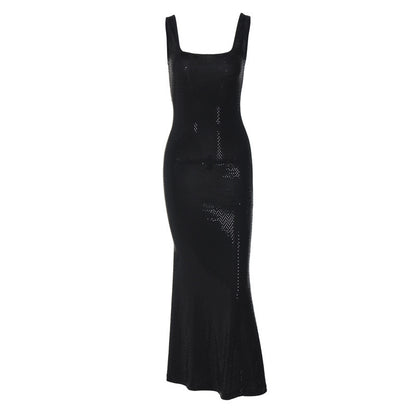 Tief ausgeschnittenes Kleid mit U-Ausschnitt, Pailletten, Hot Drilling, Hüfte und Spaghettiträgern