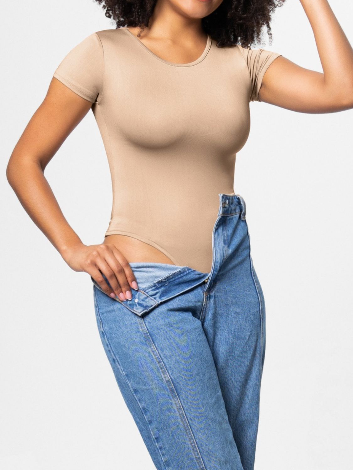 Full Size Round Neck Short Sleeve Bodysuit - Siennasass