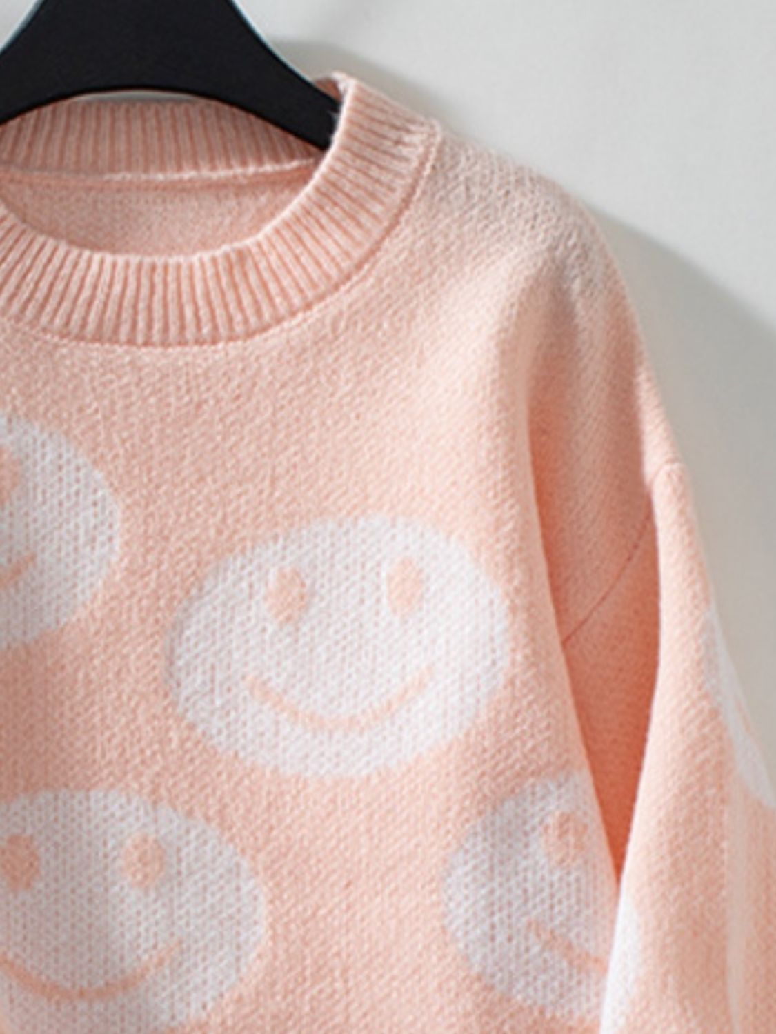 Smile Pattern Round Neck Long Sleeve Sweater - Siennasass