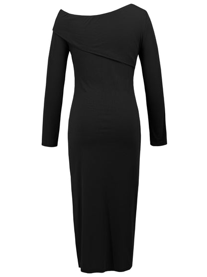 Kleid mit Schlitz und einer Schulter und langen Ärmeln