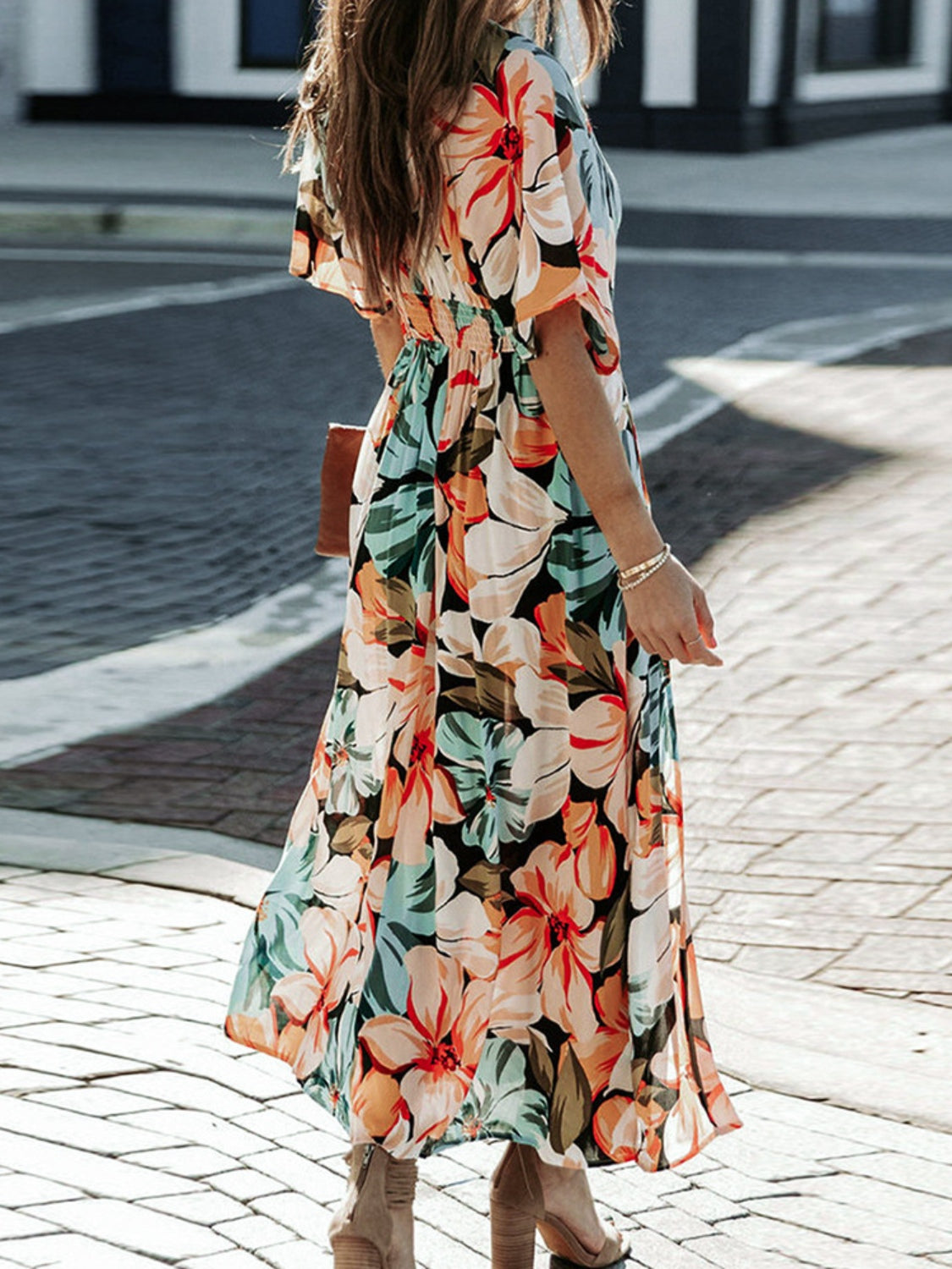 Floral Plunge Half Sleeve Dress - Siennasass