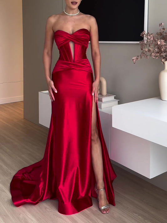 Rotes extralanges Abendkleid mit Tube-Top und Schlitz