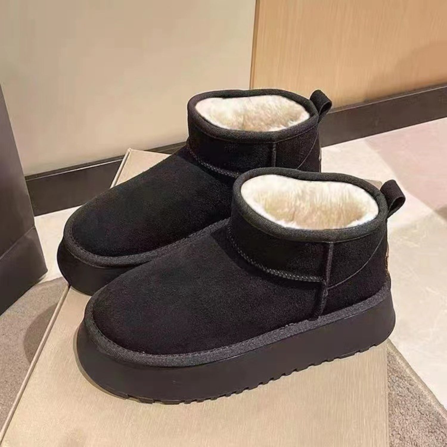 Fleece Lined Chunky Platform Mini Boots - Siennasass
