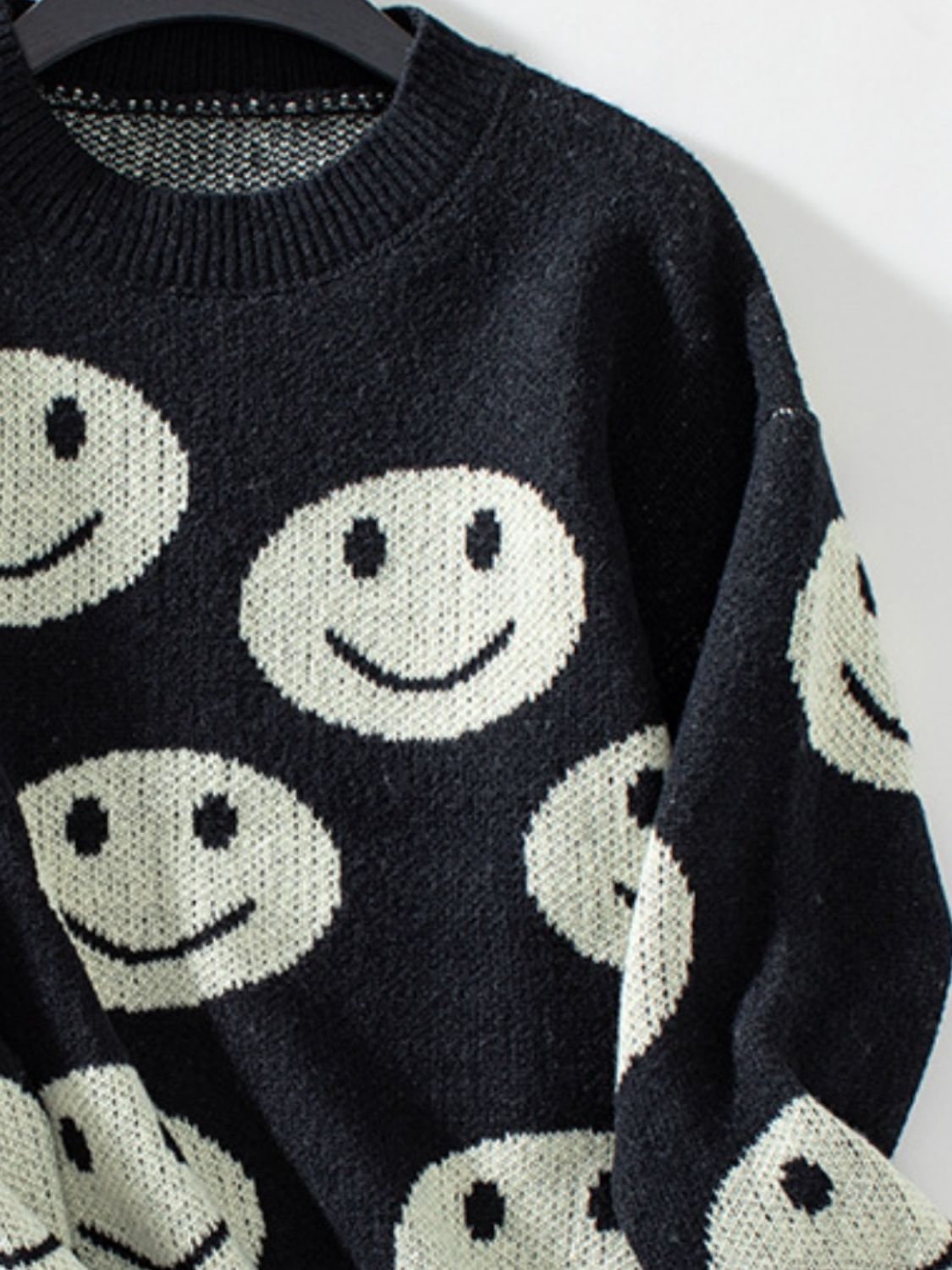 Smile Pattern Round Neck Long Sleeve Sweater - Siennasass