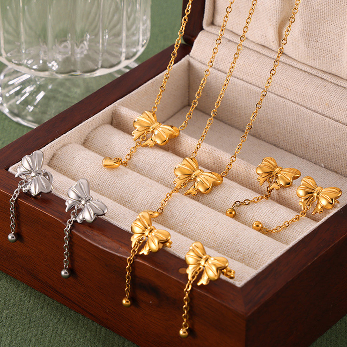 Titanium Steel Gold-Plated Bow Pendant Necklace - Siennasass