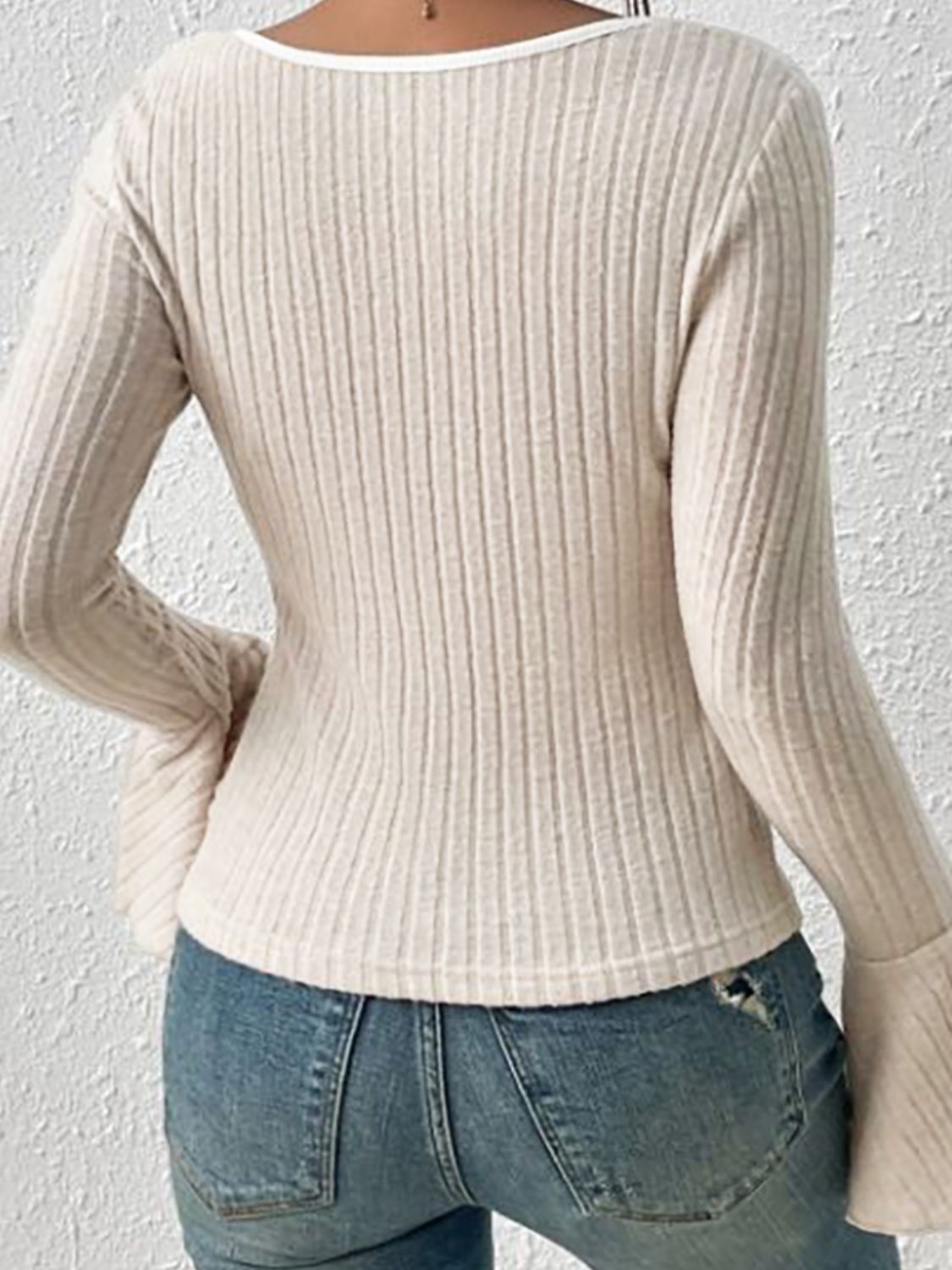 Scoop Neck Long Sleeve T-Shirt - Siennasass