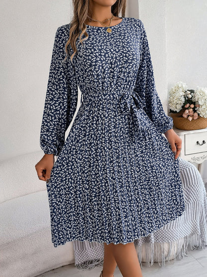 Ditsy Floral Tie Waist Pleated Dress - Siennasass