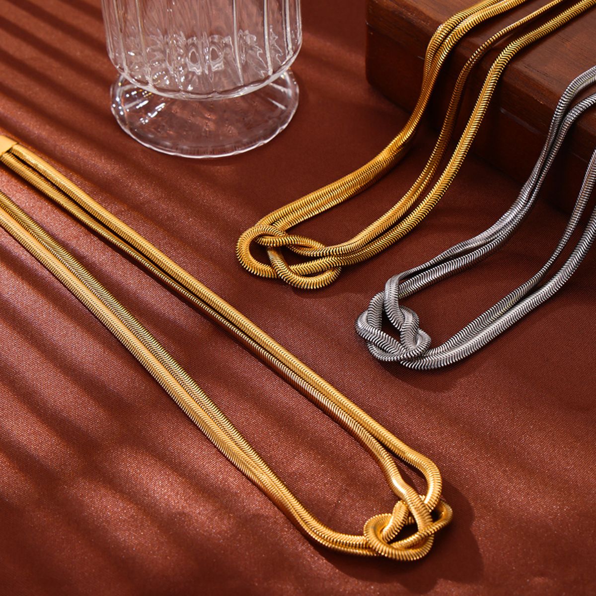 Titanium Steel Knot Necklace - Siennasass