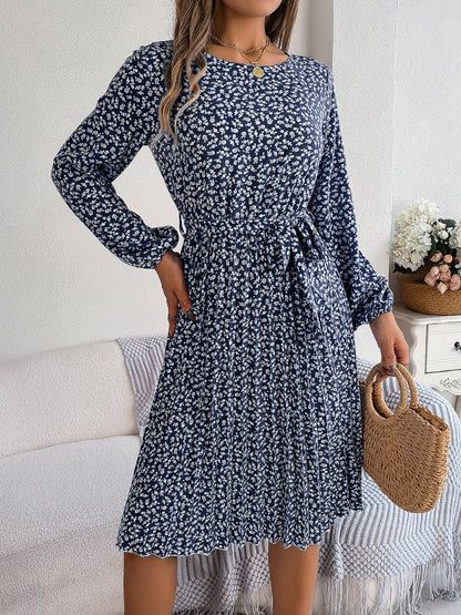 Ditsy Floral Tie Waist Pleated Dress - Siennasass