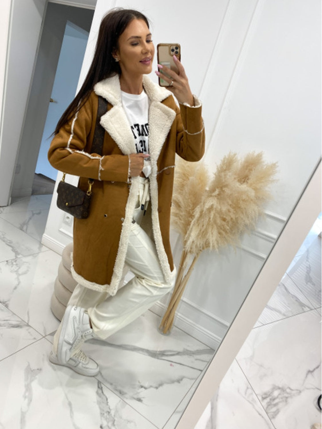 Lapel Collar Exposed Seam Buttoned Coat - Siennasass