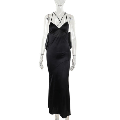 Elegantes Satin-Trägerkleid mit Schleife