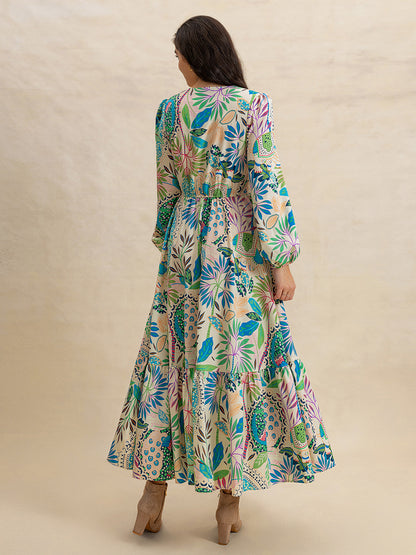 Bedrucktes Langarm-Midikleid mit Schlitz und V-Ausschnitt
