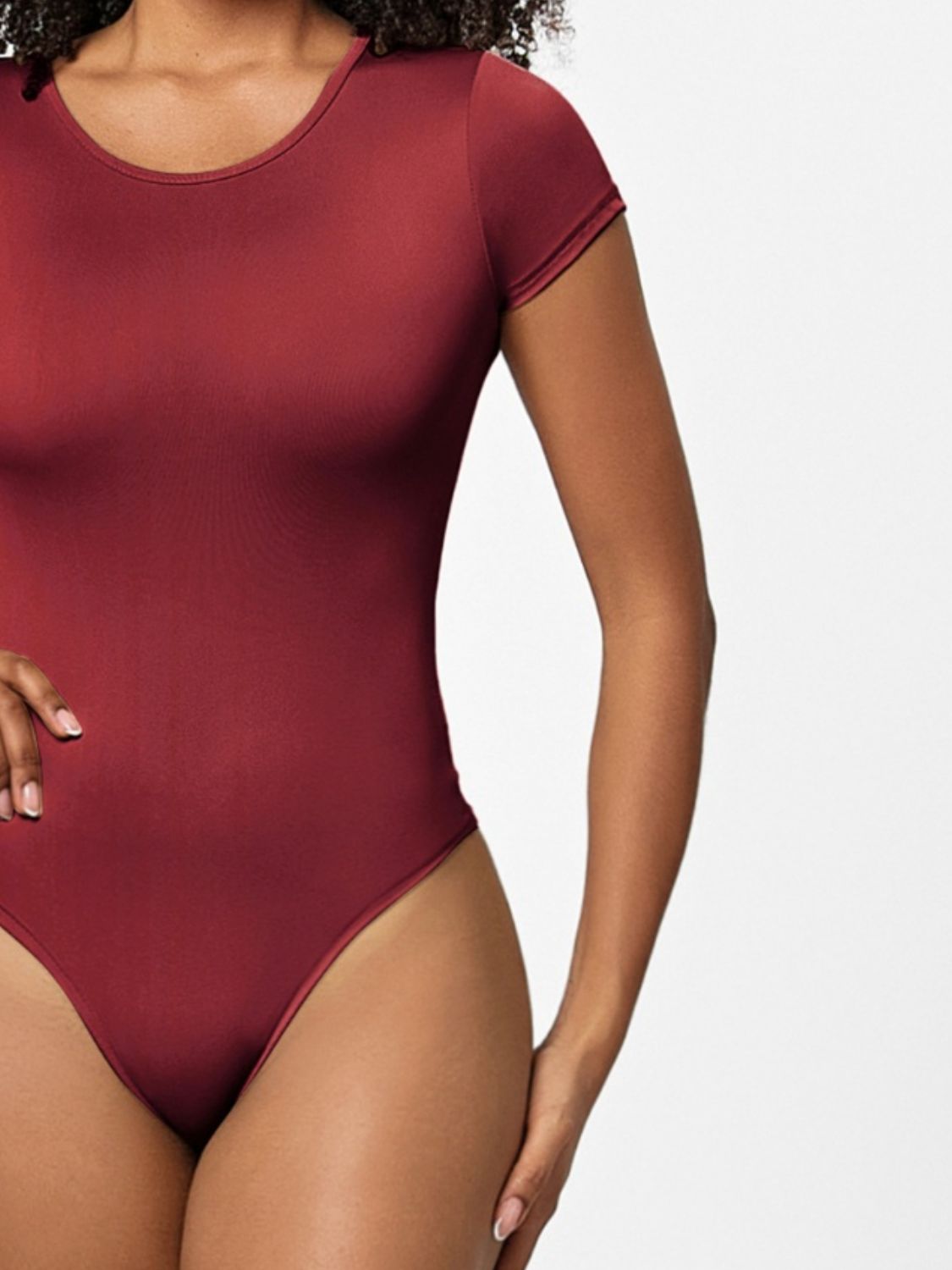 Full Size Round Neck Short Sleeve Bodysuit - Siennasass