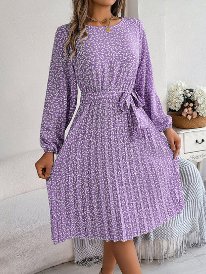 Ditsy Floral Tie Waist Pleated Dress - Siennasass
