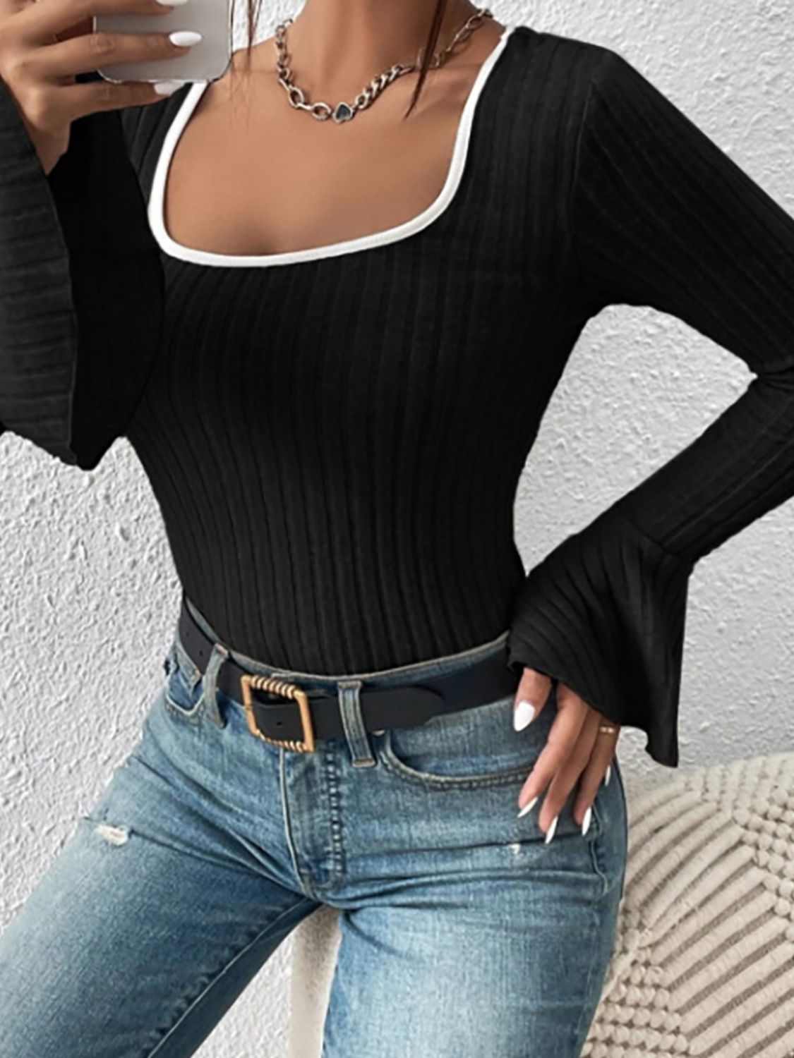 Scoop Neck Long Sleeve T-Shirt - Siennasass