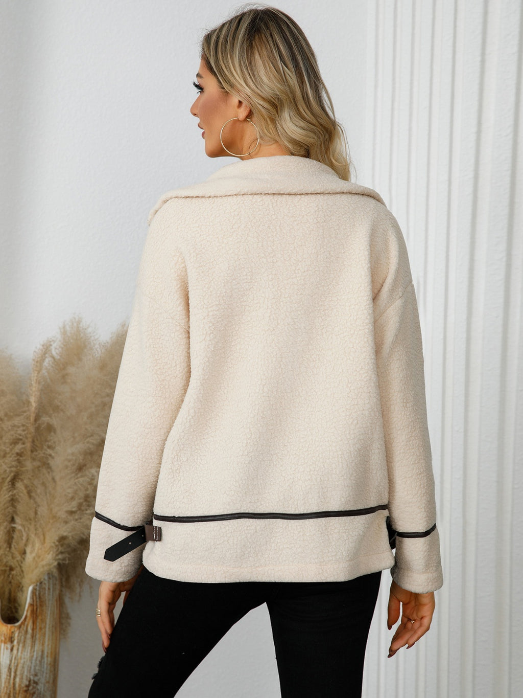 Pocketed Button Down Collared Neck Jacket - Siennasass