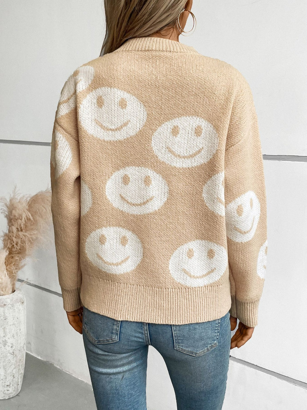Smile Pattern Round Neck Long Sleeve Sweater - Siennasass