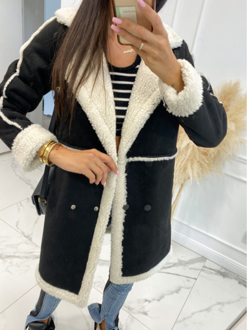 Lapel Collar Exposed Seam Buttoned Coat - Siennasass