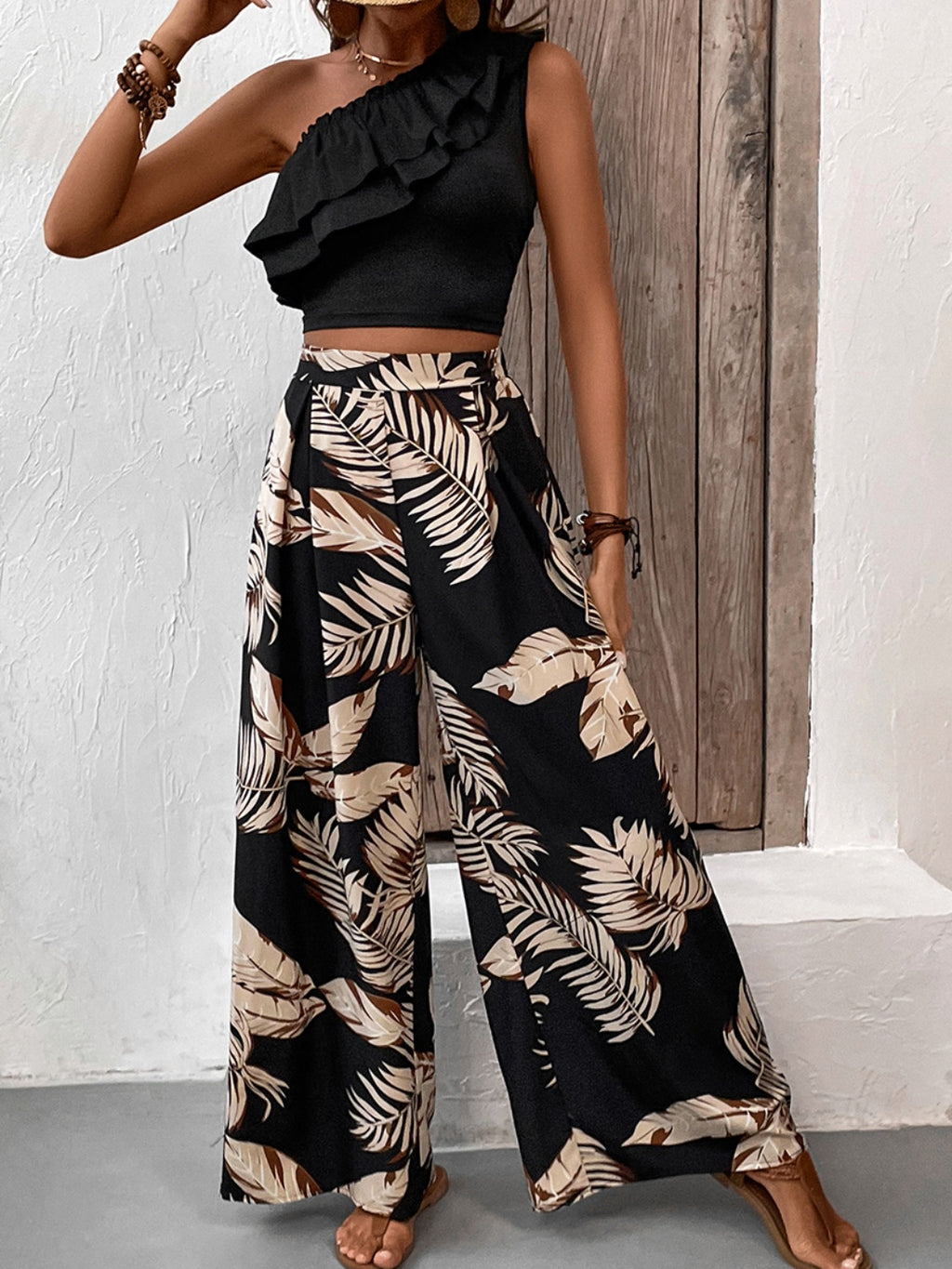 Ruffled Sleeveless Top and Printed Pants Set - Siennasass