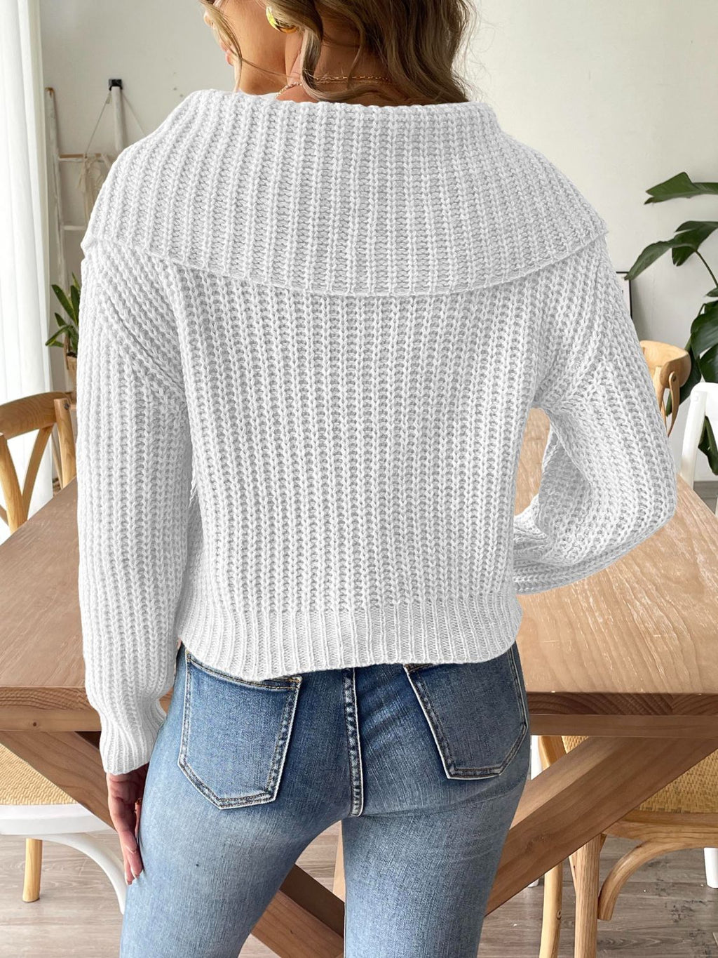 Cable-Knit Long Sleeve Sweater - Siennasass