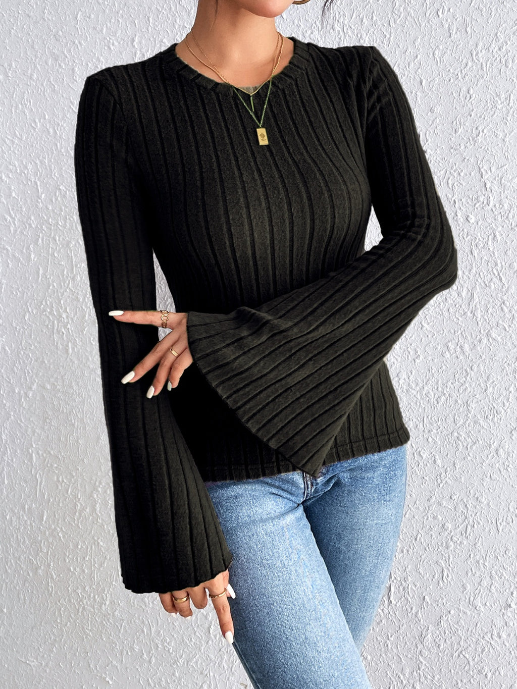 Round Neck Flare Sleeve T-Shirt - Siennasass