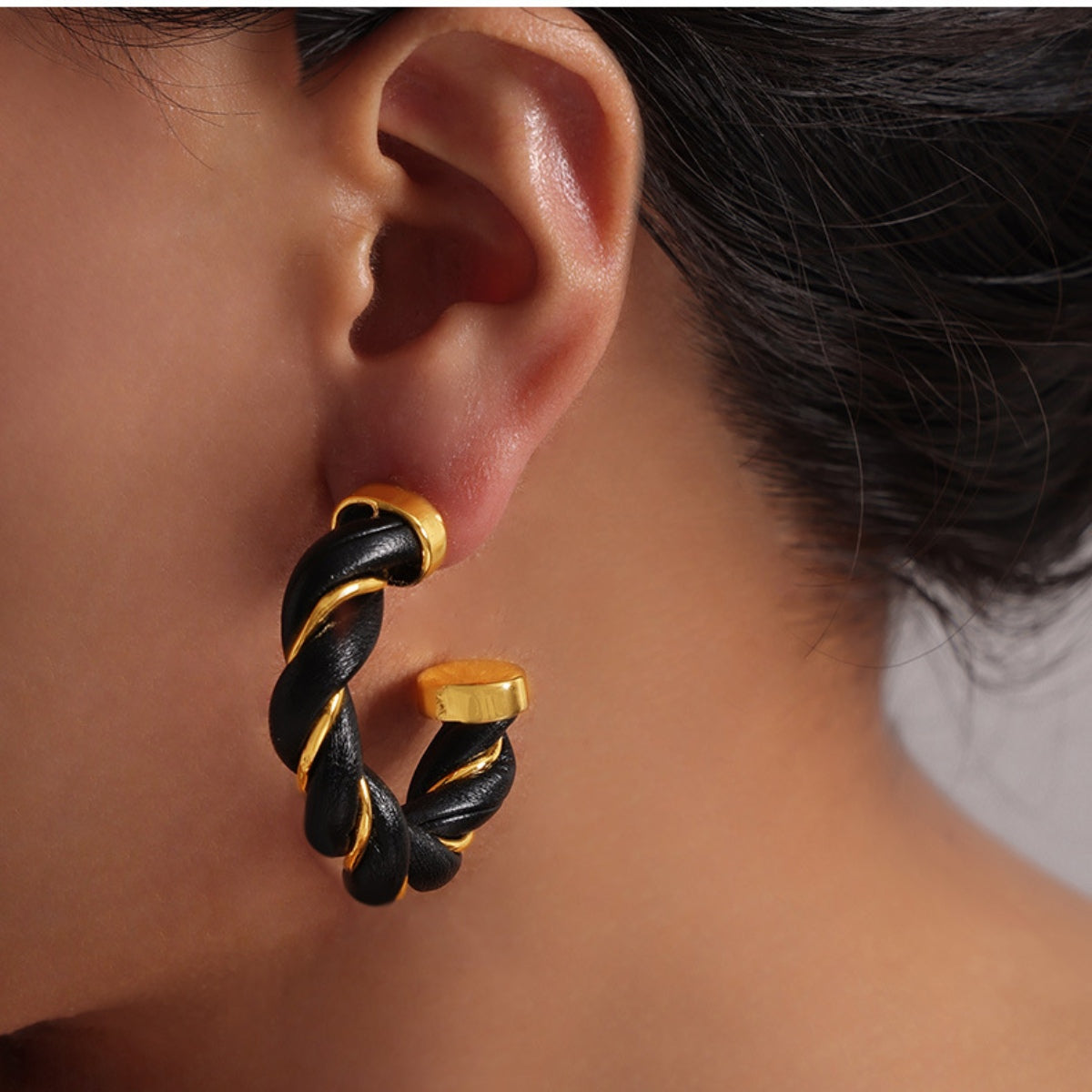 Twisted Leather Rope C-Hoop Earrings - Siennasass