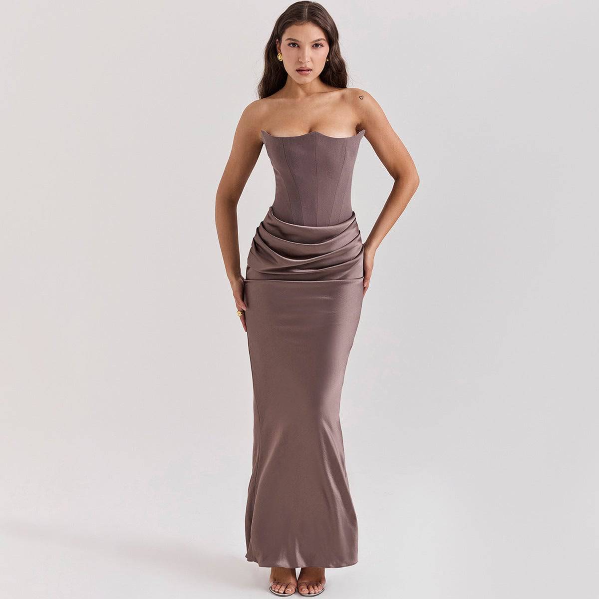 Bandeau-Kleid im Slim-Fit mit Fischgrätenmuster und rückenfreiem Schnitt