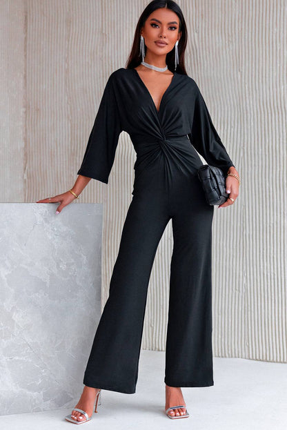 Jumpsuit mit verdrehtem Ausschnitt und Dreiviertelärmeln