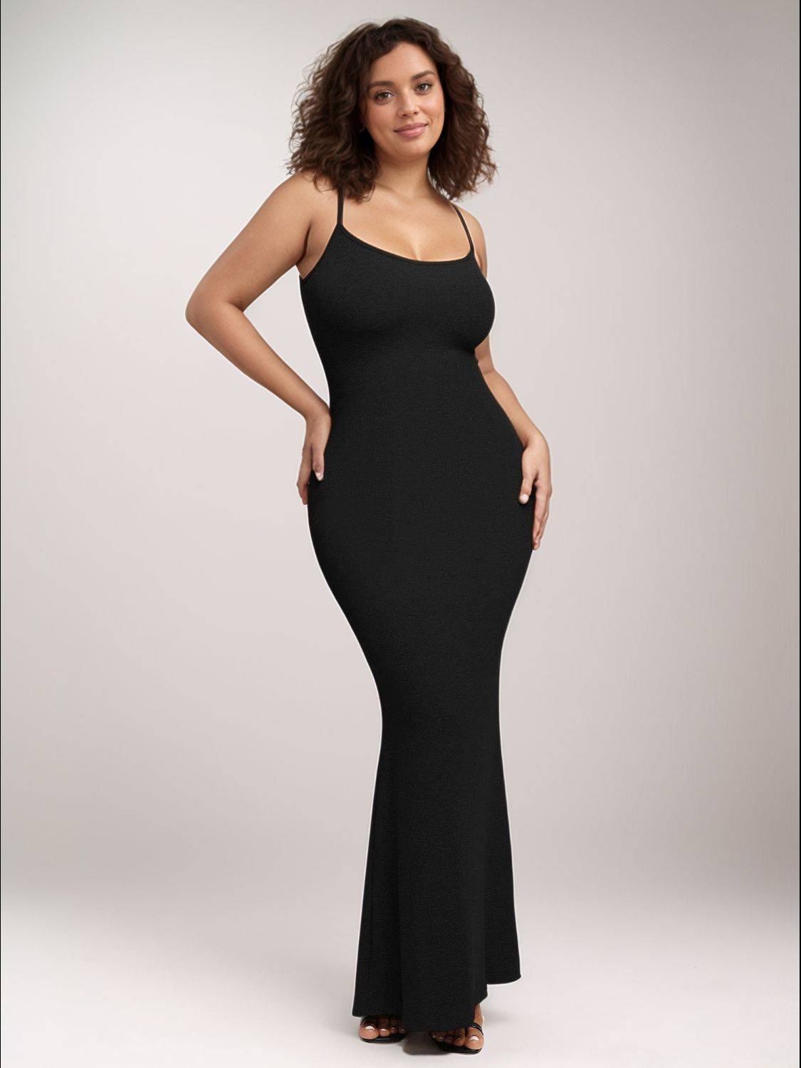 Ärmelloses Maxikleid „Basic Bae“ mit integrierter Shapewear